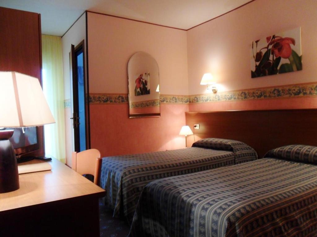 Hotel Natisone San Pietro al Natisone Pokoj fotografie